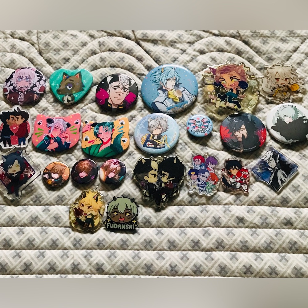 Itabag Lot Pins/Charms